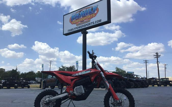 2027 GASGAS MC-E 5