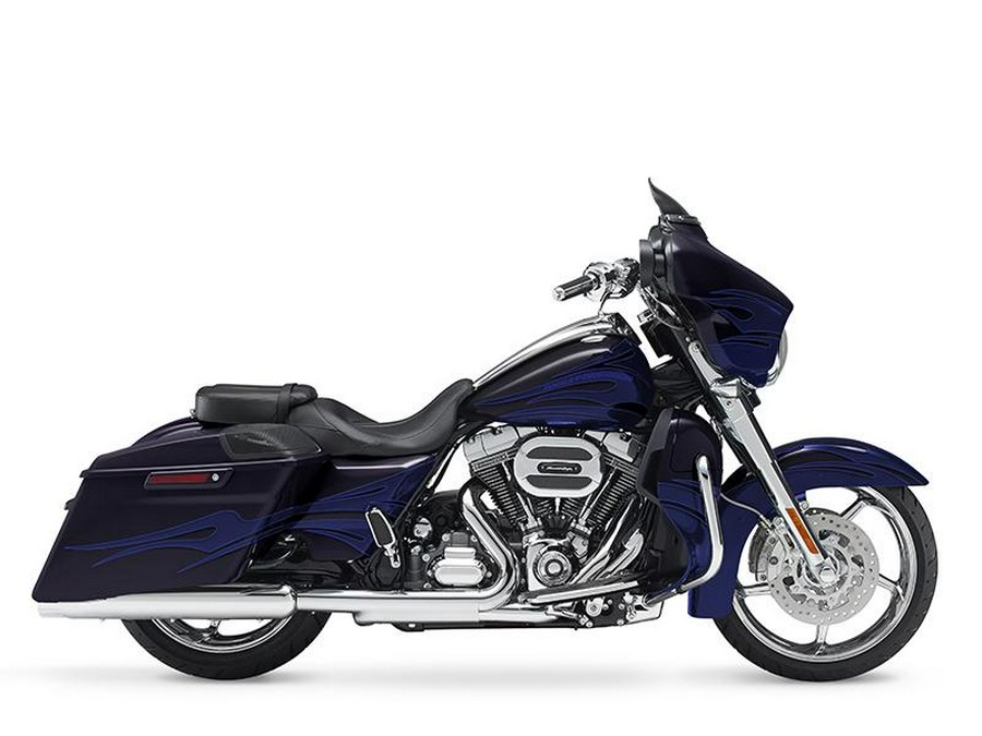 2016 Harley-Davidson® FLHXSE - CVO™ Street Glide®