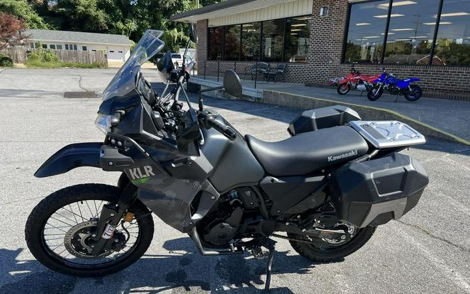 2022 Kawasaki KLR650 Adventure Review (19 Fast Facts)