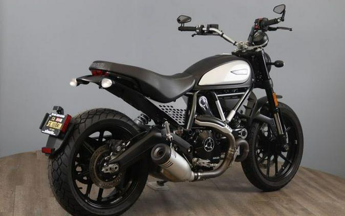 2022 Ducati Scrambler Icon Dark