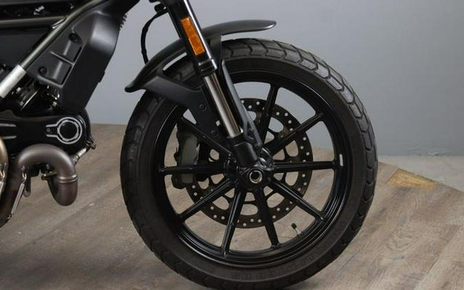 2022 Ducati Scrambler Icon Dark