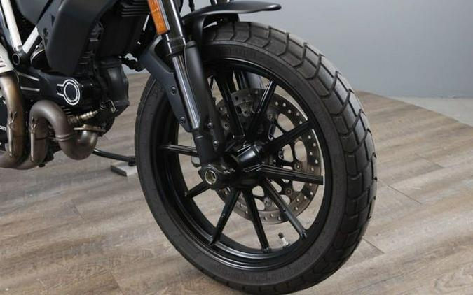 2022 Ducati Scrambler Icon Dark