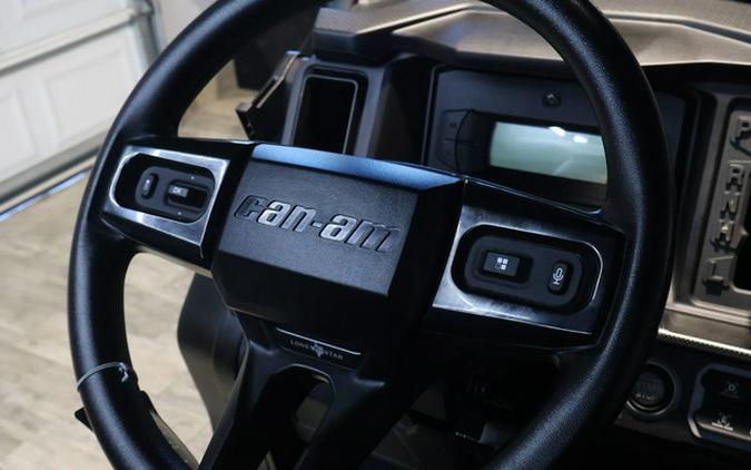 2026 Can-Am Defender MAX LONE STAR HD11