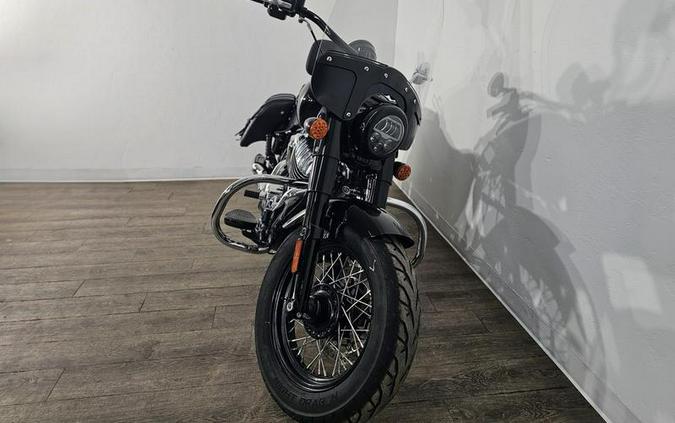2023 Indian Motorcycle® Super Chief® Limited Black Metallic
