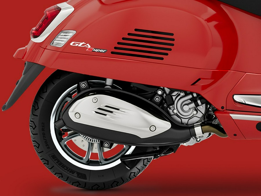 2025 Vespa GTS 310 Super