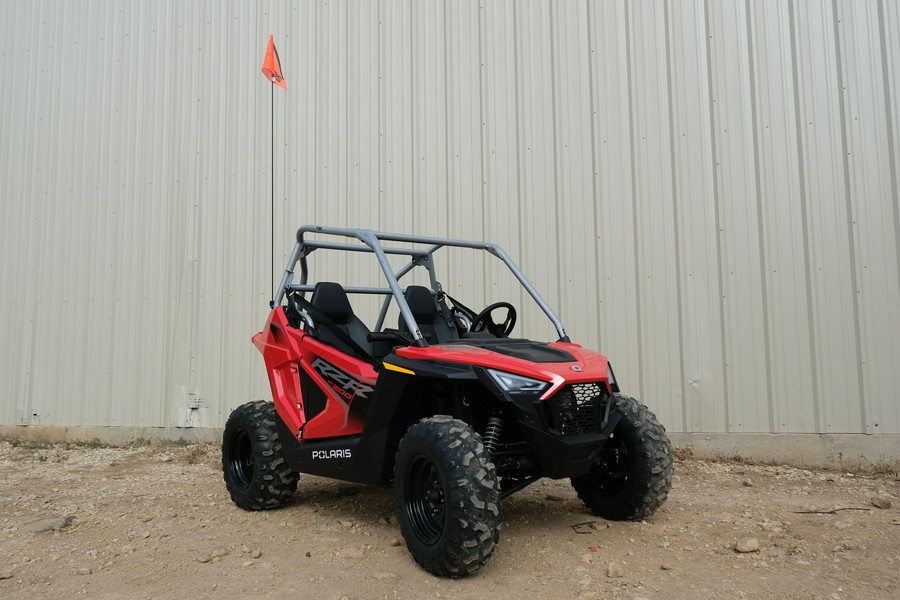 2026 POLARIS RZR 200 EFI