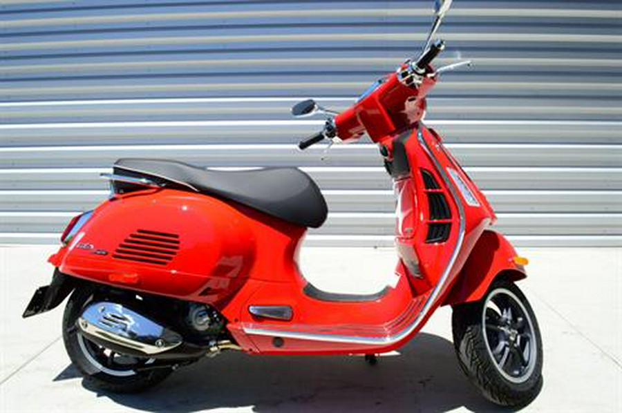 2024 Vespa GTS Super 300