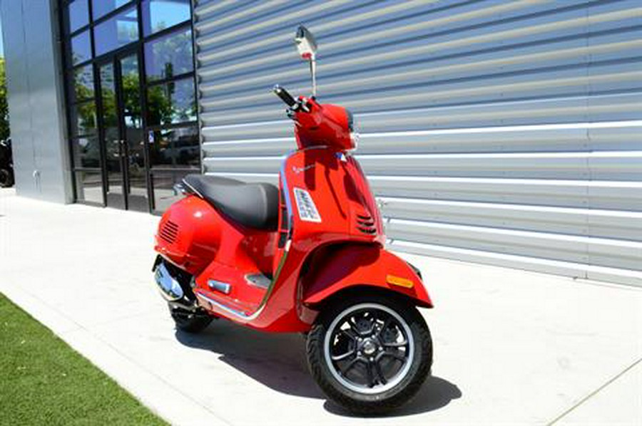 2024 Vespa GTS Super 300