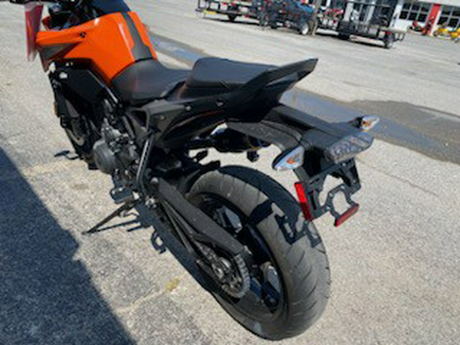 2023 KTM 790 DUKE