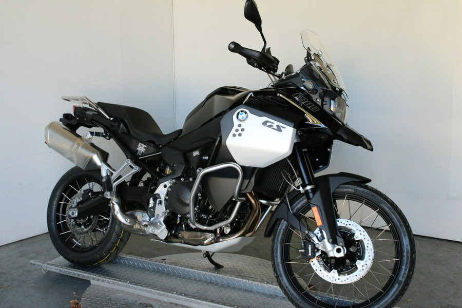 2026 BMW Motorrad F 900 GS Adventure Low Suspension
