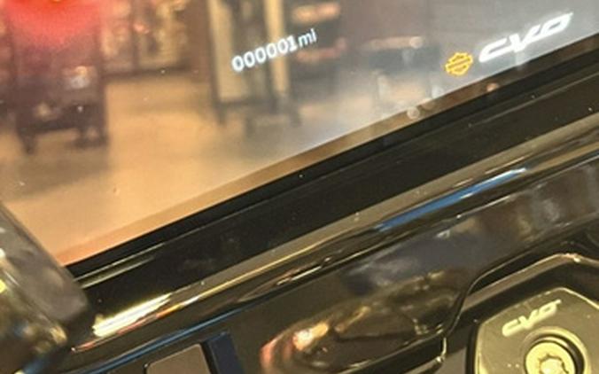 2026 Harley-Davidson Street Glide FLHXSTSE - CVO ST