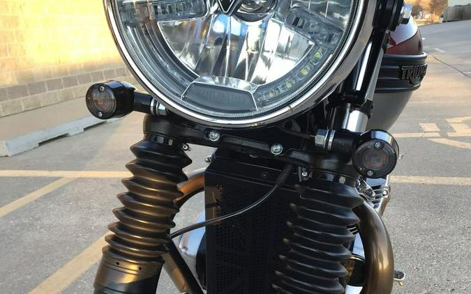 2022 Triumph Bonneville T120 Cordovan Red/Silver Ice