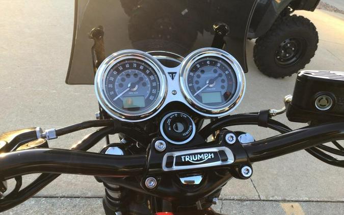 2022 Triumph Bonneville T120 Cordovan Red/Silver Ice