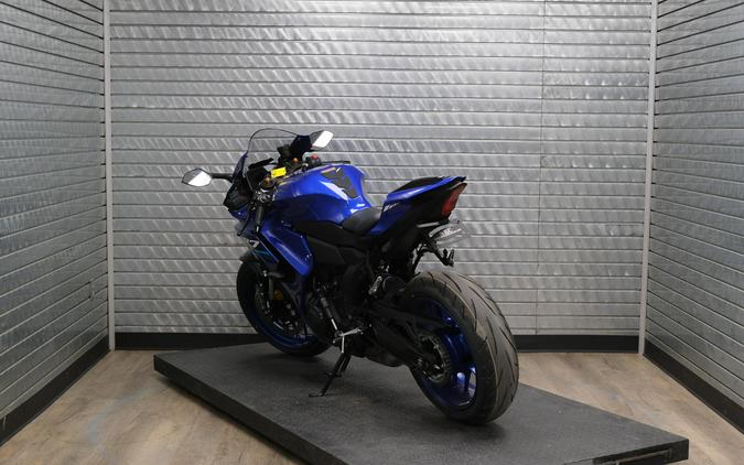 2026 YAMAHA YZFR7