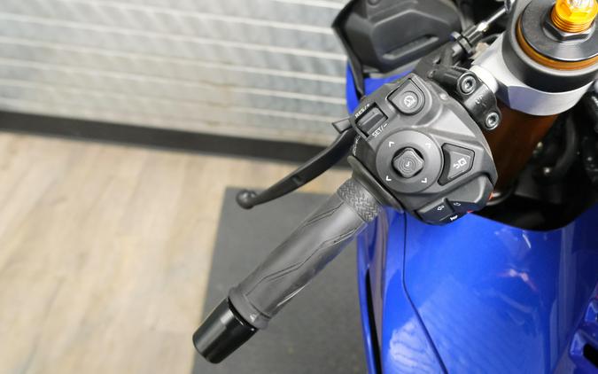 2026 YAMAHA YZFR7