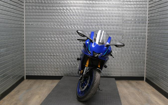 2026 YAMAHA YZFR7