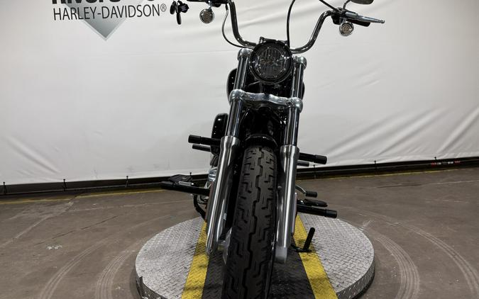 2023 Harley-Davidson Softail Standard Vivid Black