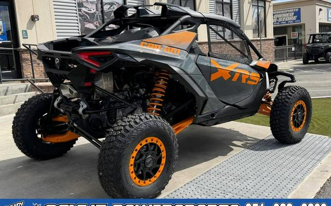 2027 Can-Am® Maverick R X rs with Smart-Shox Dolomite Grey & Orange Crush