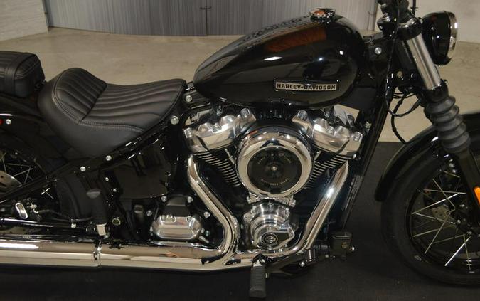 2025 Harley-Davidson® FXBB - Street Bob®