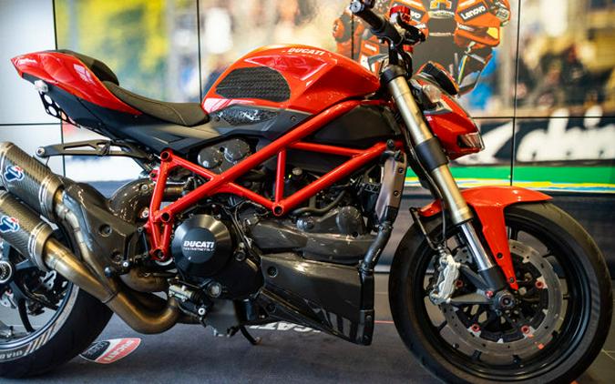 2013 Ducati STREETFIGHTER 848