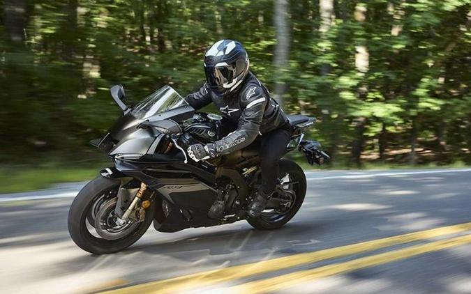 2025 Yamaha YZF-R9
