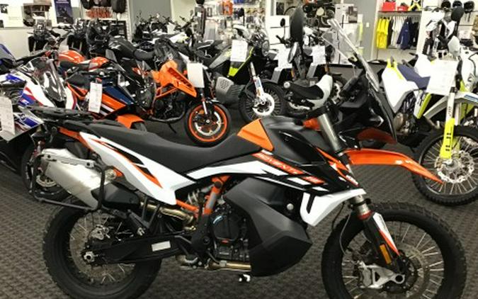 2022 KTM 890 Adventure R