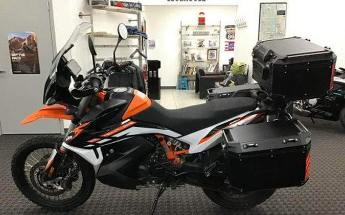 2022 KTM 890 Adventure R