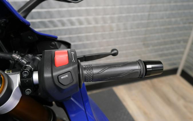 2026 YAMAHA YZFR7