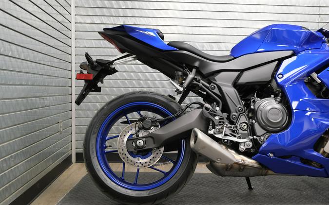 2026 YAMAHA YZFR7