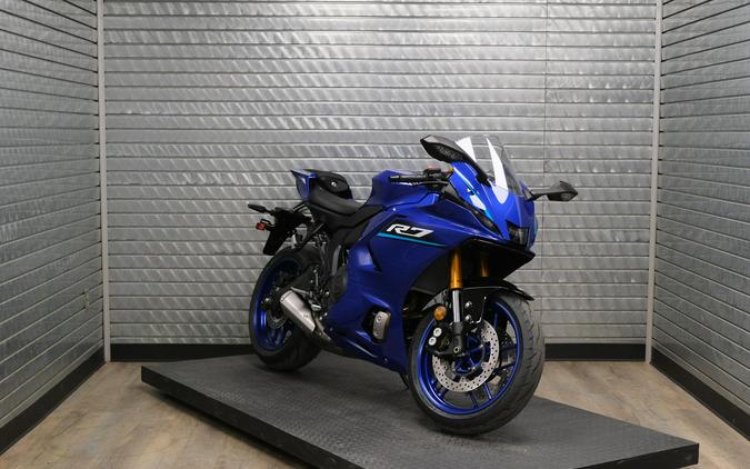 2026 YAMAHA YZFR7