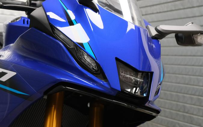 2026 YAMAHA YZFR7