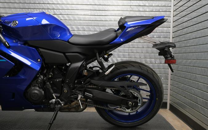 2026 YAMAHA YZFR7