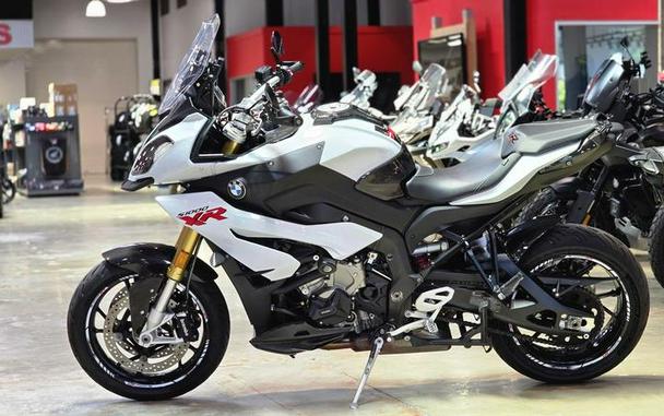 2016 BMW S 1000 XR Light White / Granite Grey Metallic / Racing Red