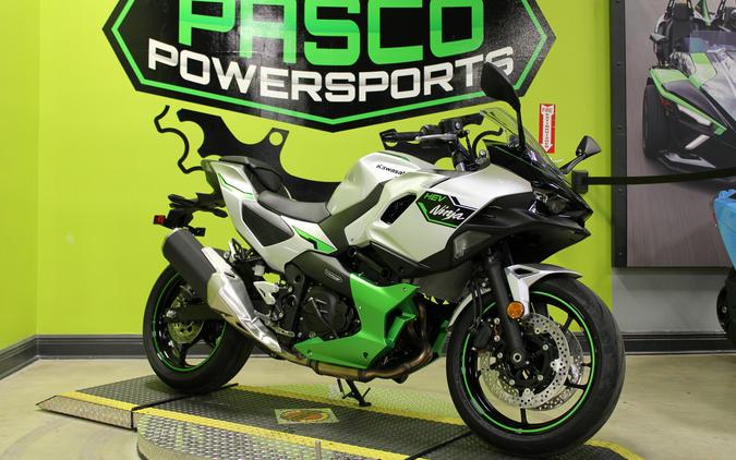 2024 Kawasaki NINJA 7 HYBRID / CX500ARFNL