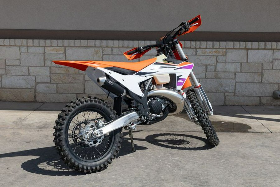 New 2024 KTM 300 XC ORANGE