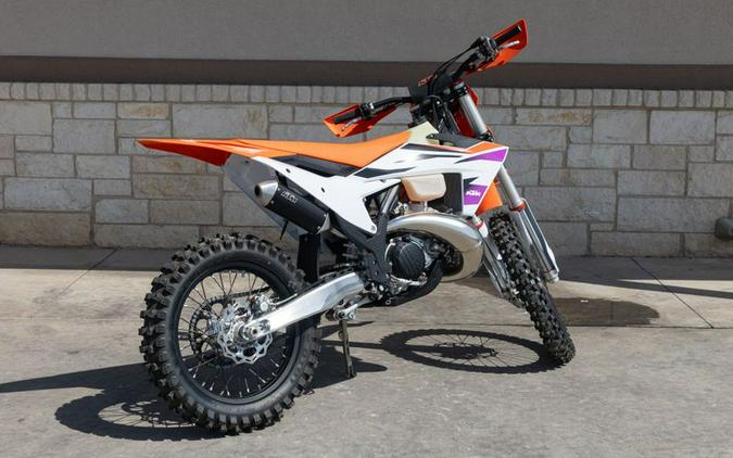 New 2024 KTM 300 XC ORANGE