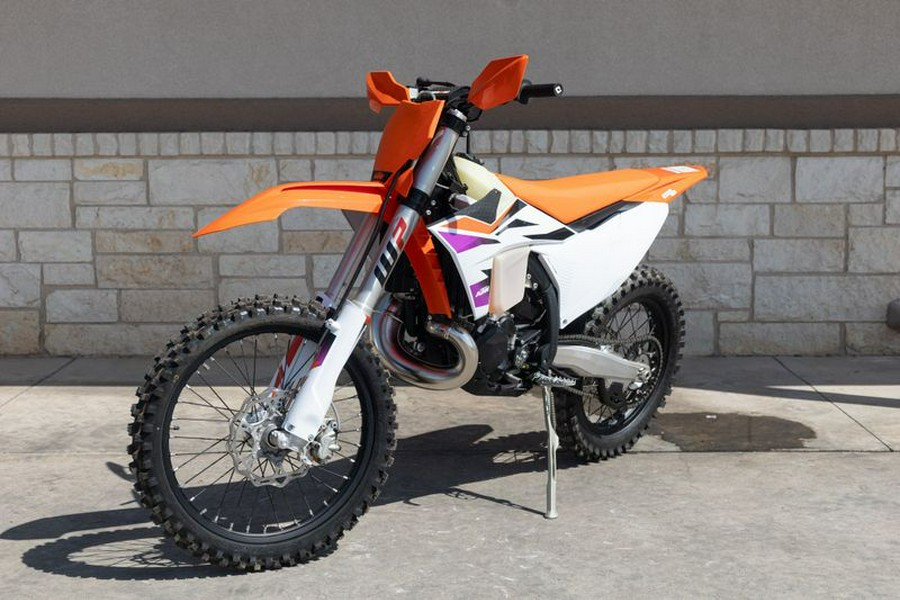 New 2024 KTM 300 XC ORANGE