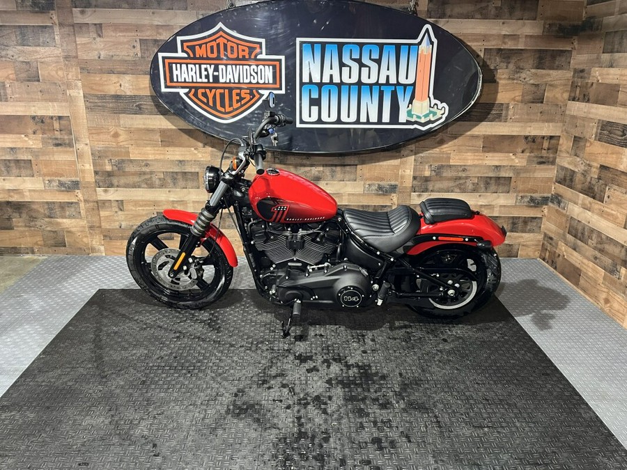 2023 Harley-Davidson Softail® Street Bob® 114