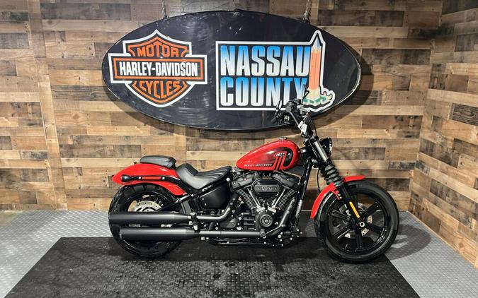 2023 Harley-Davidson Softail® Street Bob® 114