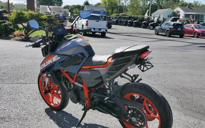 2024 KTM Duke 390
