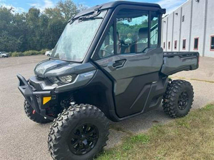 2024 Can-Am Defender Limited