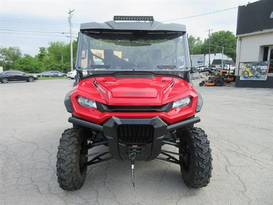 2024 Honda Pioneer 1000 Deluxe