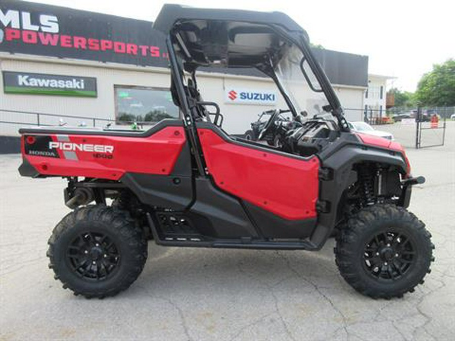 2024 Honda Pioneer 1000 Deluxe