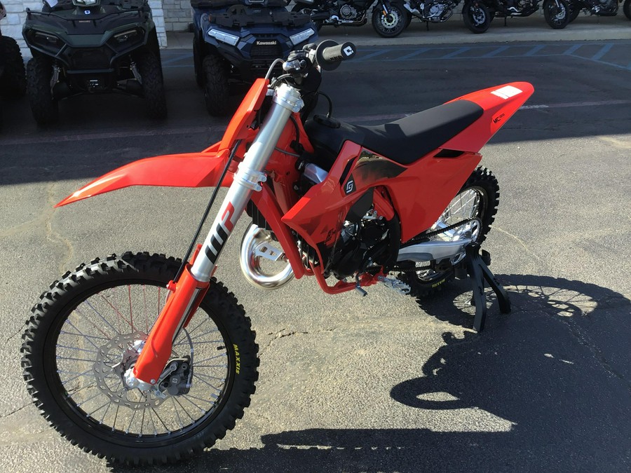 2027 GASGAS MC 125