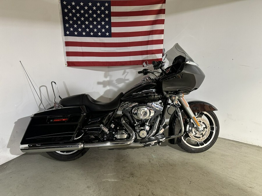 2013 Harley-Davidson Road Glide Custom Vivid Black