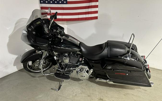 2013 Harley-Davidson Road Glide Custom Vivid Black