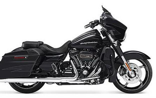 2017 Harley-Davidson CVO™ Street Glide®