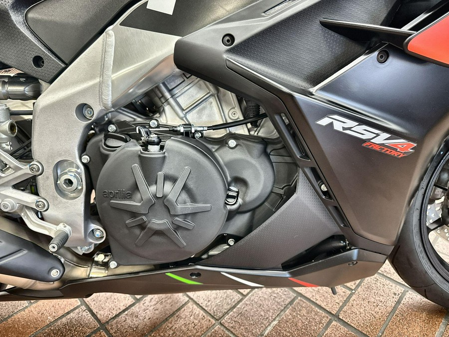 2024 APRILIA RSV4 FACTORY TIME ATTACK
