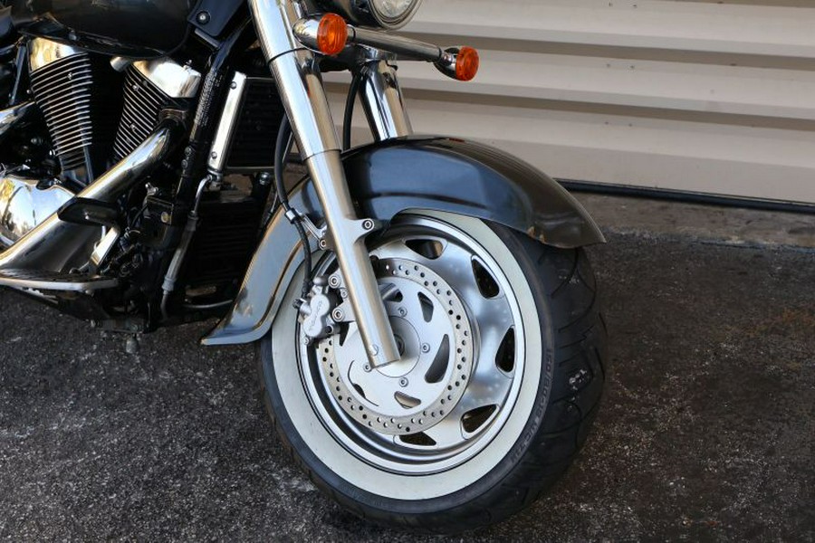 2006 Suzuki Boulevard C90T