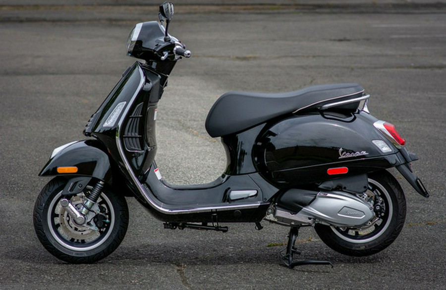 2023 Vespa GTS Super 300